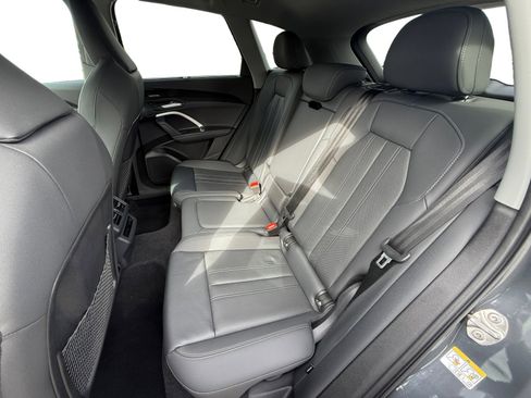 Certified 2025 Audi Q5 Premium Plus image 31