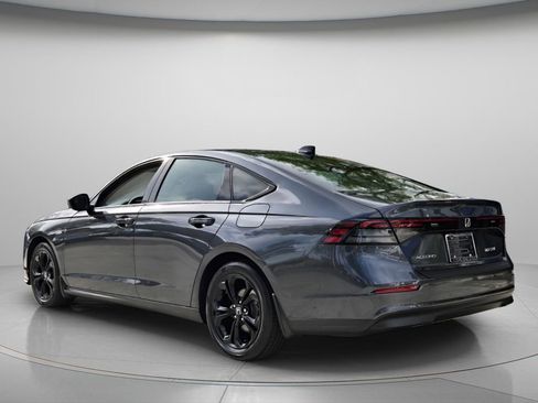 Used 2025 Honda Accord SE image 7