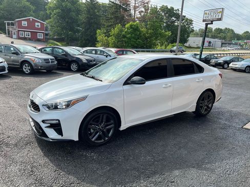 Used 2021 Kia Forte GT-Line FWD image 11