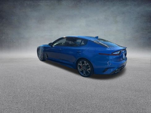 Used 2020 Kia Stinger GT2 image 16