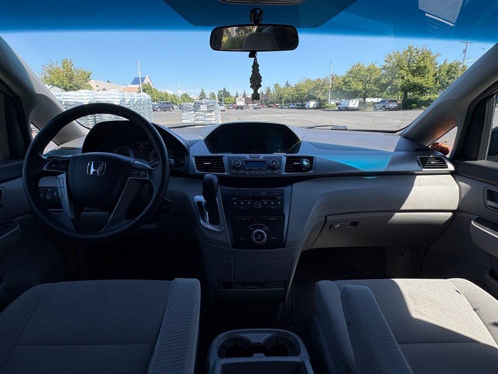 Used 2012 Honda Odyssey EX image 13