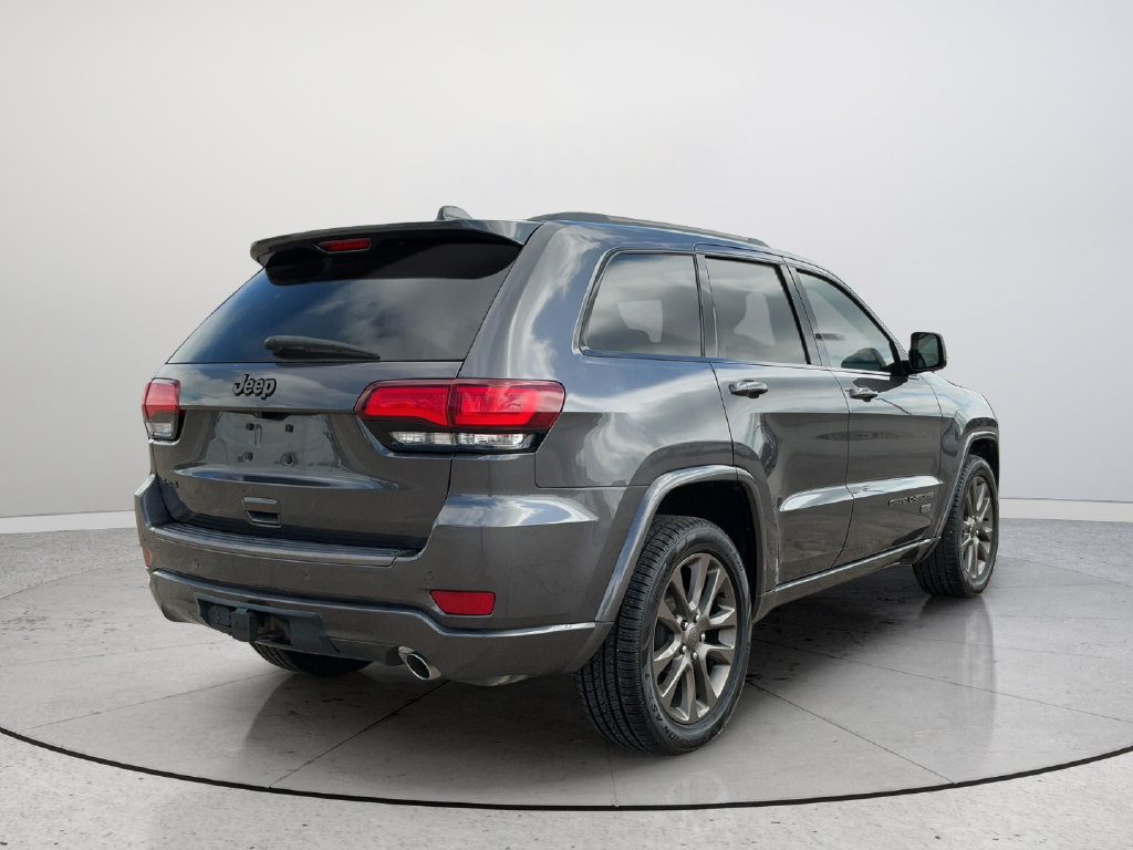 Used 2017 Jeep Grand Cherokee Limited 75th Anniversary AWD/4WD image 6