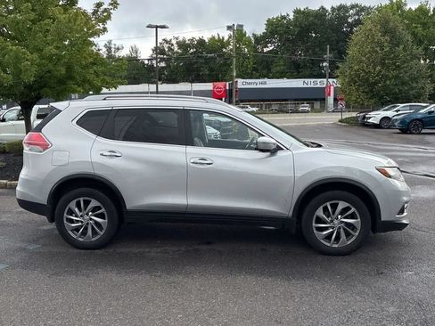 Used 2014 Nissan Rogue SL AWD/4WD image 10