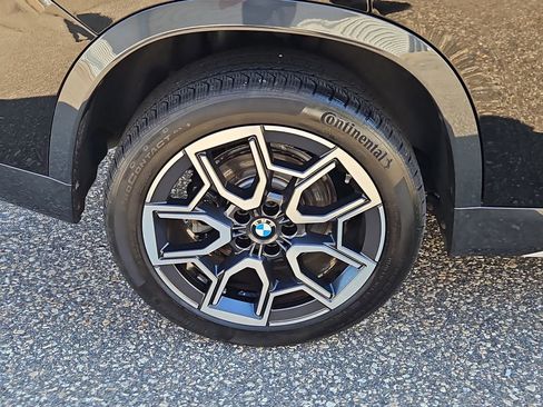 Used 2024 BMW X1 xDrive28i w/ Convenience Package image 9