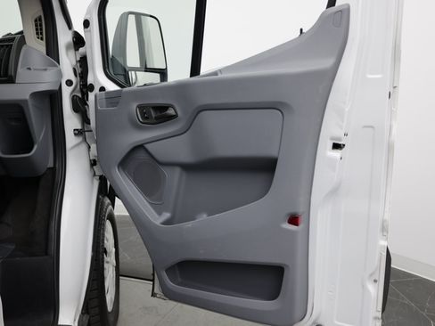 Used 2019 Ford Transit 350 XLT RWD image 33