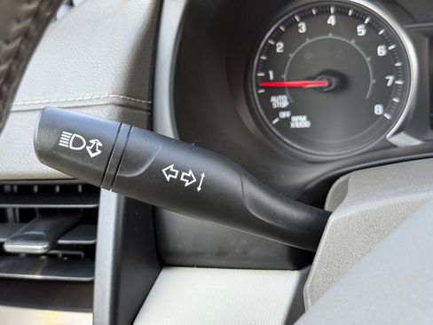 Used 2018 GMC Terrain Denali w/ Comfort Package image 17