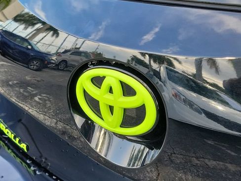 Used 2022 Toyota Corolla SE FWD image 8