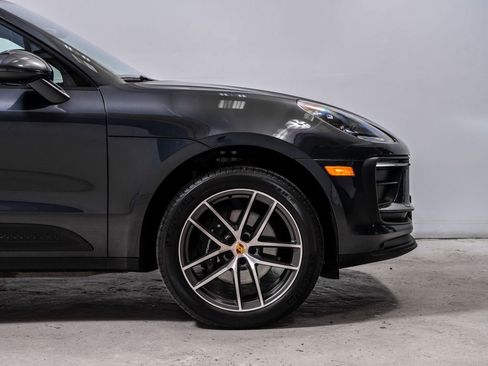 Used 2023 Porsche Macan AWD/4WD image 12