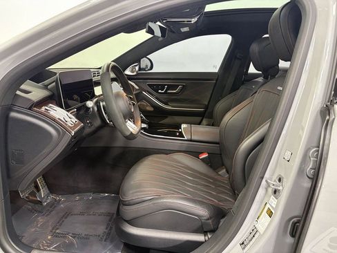Used 2024 Mercedes-Benz S 63 AMG S w/ Rear Seat Package image 8