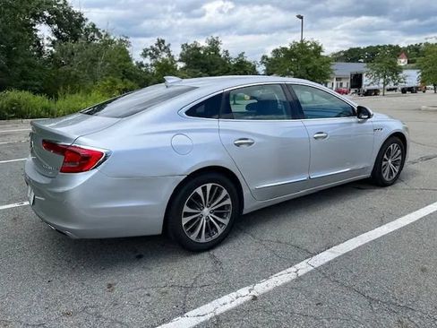 Used 2018 Buick LaCrosse Essence FWD image 7
