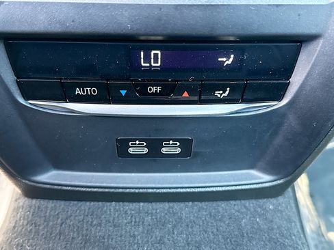 New 2026 BMW 330i Sedan w/ Convenience Package image 21