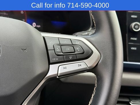 Used 2023 Volkswagen Taos SE FWD image 20