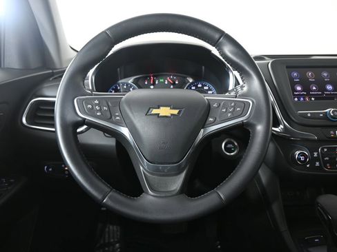 Used 2022 Chevrolet Equinox LT AWD/4WD image 33