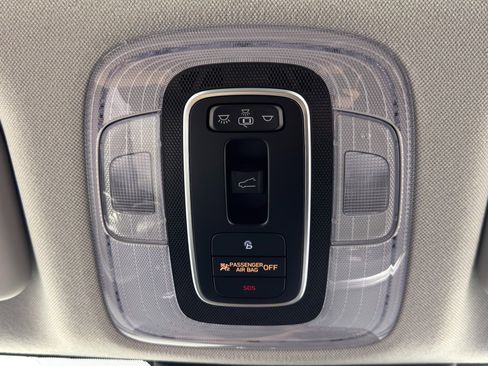 Used 2021 Hyundai Elantra Limited w/ Cargo Package image 34