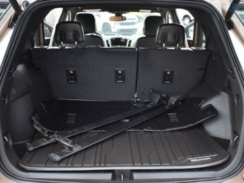 Used 2018 Chevrolet Equinox Premier AWD/4WD image 9