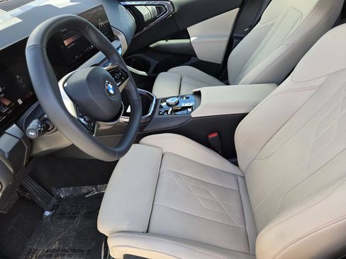 Certified 2025 BMW X3 xDrive30i w/ Convenience Package AWD/4WD image 14