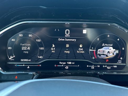 Used 2024 GMC Sierra 1500 Elevation image 40