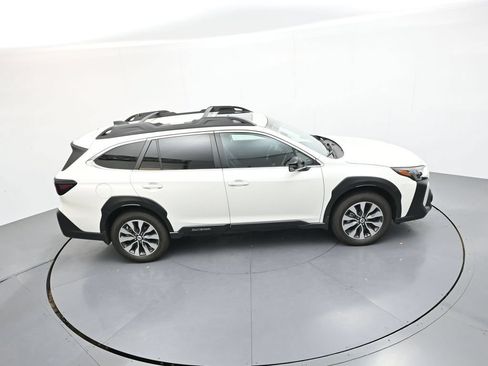 Used 2024 Subaru Outback Limited XT AWD/4WD image 32
