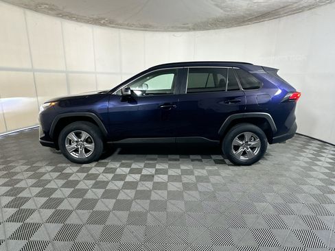 Used 2023 Toyota RAV4 XLE w/ Convenience Package FWD image 6