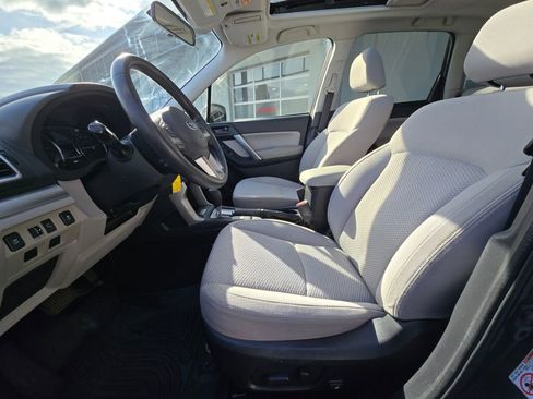 Used 2018 Subaru Forester 2.5i Premium image 17
