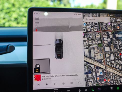 Used 2023 Tesla Model Y Long Range AWD/4WD image 21