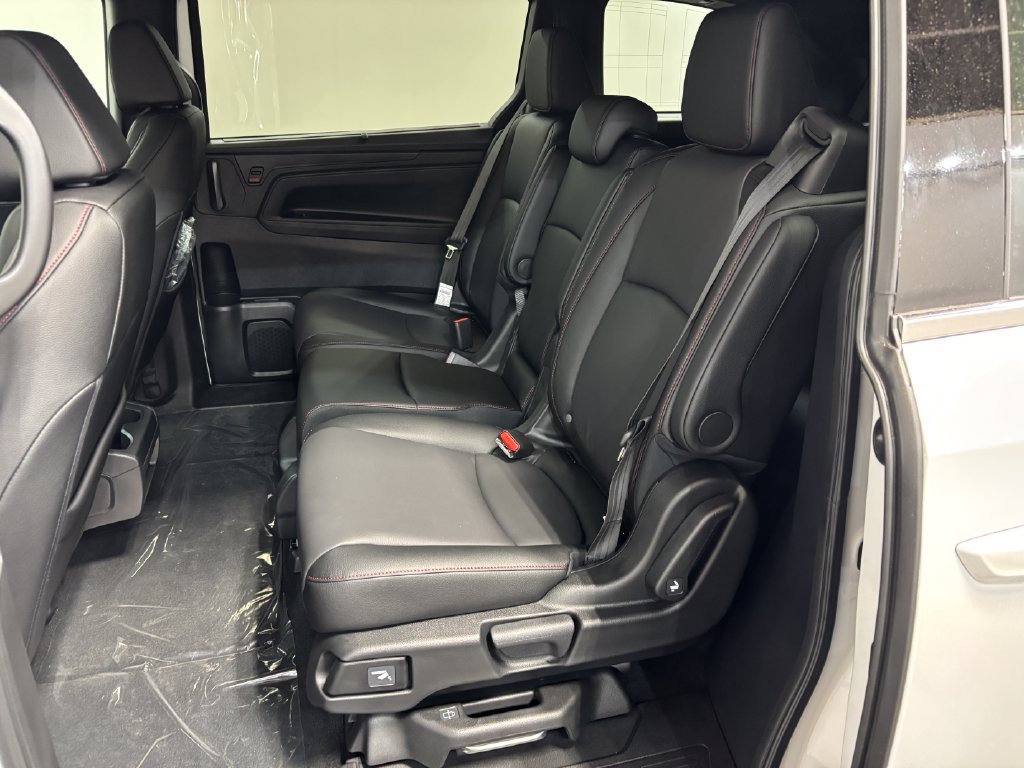 New 2026 Honda Odyssey Sport-L image 17