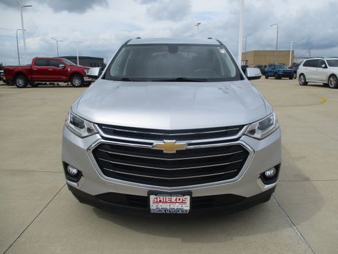 Used 2019 Chevrolet Traverse LT w/ LT Premium Package FWD image 8