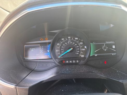 Used 2015 Ford Edge Titanium w/ Equipment Group 302A FWD image 5