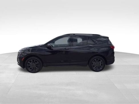 Certified 2023 Chevrolet Equinox RS w/ RS Leather Package AWD/4WD image 2