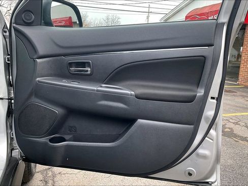 Used 2022 Mitsubishi Outlander Sport ES image 23