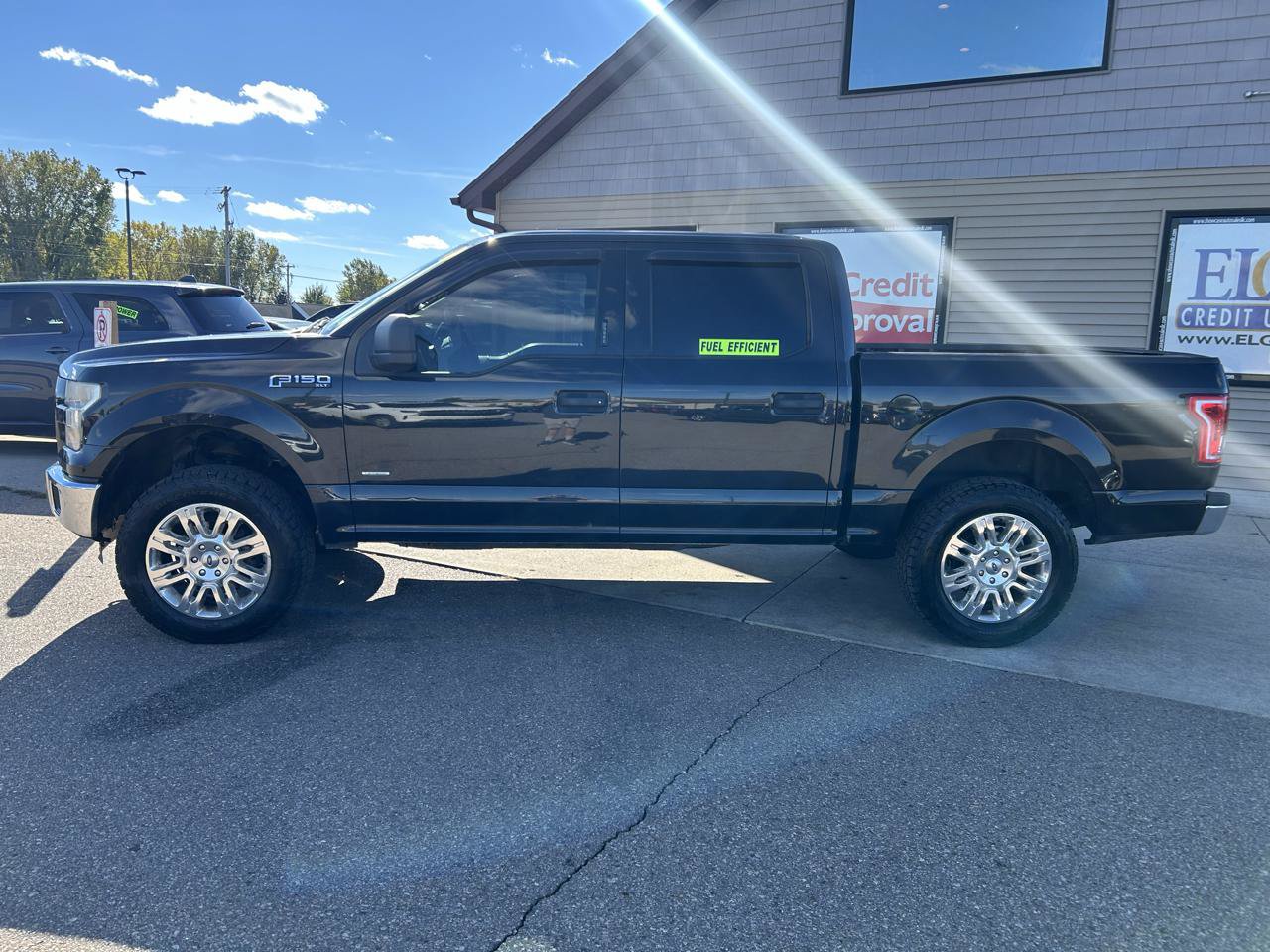 Used 2015 Ford F150 XLT w/ Trailer Tow Package AWD/4WD image 8