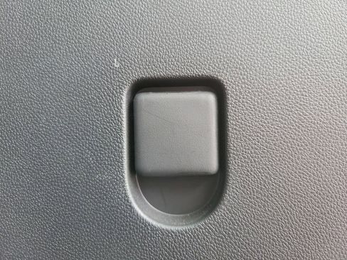 Used 2024 Chevrolet Traverse LS AWD/4WD image 8