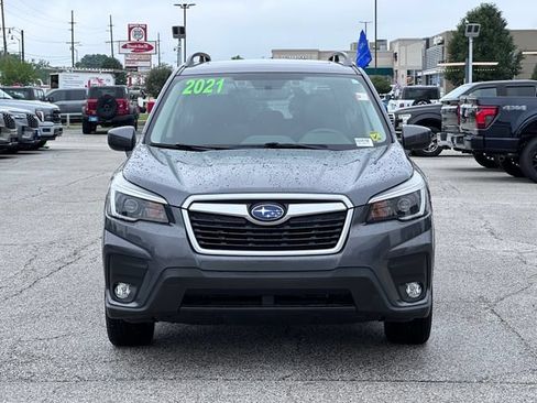 Used 2021 Subaru Forester Premium w/ Popular Package #1 AWD/4WD image 2