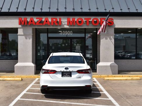 Used 2023 Toyota Camry LE w/ Cold Weather Package FWD image 10