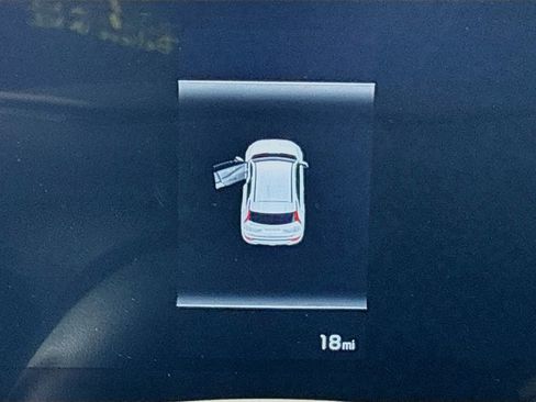 New 2025 Kia Niro EX Touring image 14