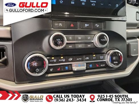 Used 2024 Ford Expedition XLT image 27