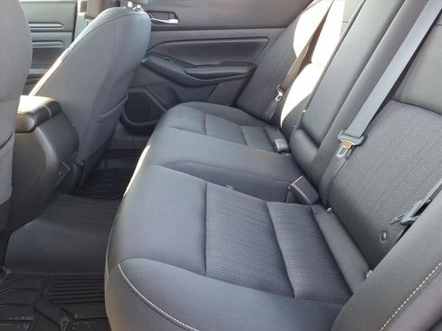 Used 2019 Nissan Altima 2.5 S image 16