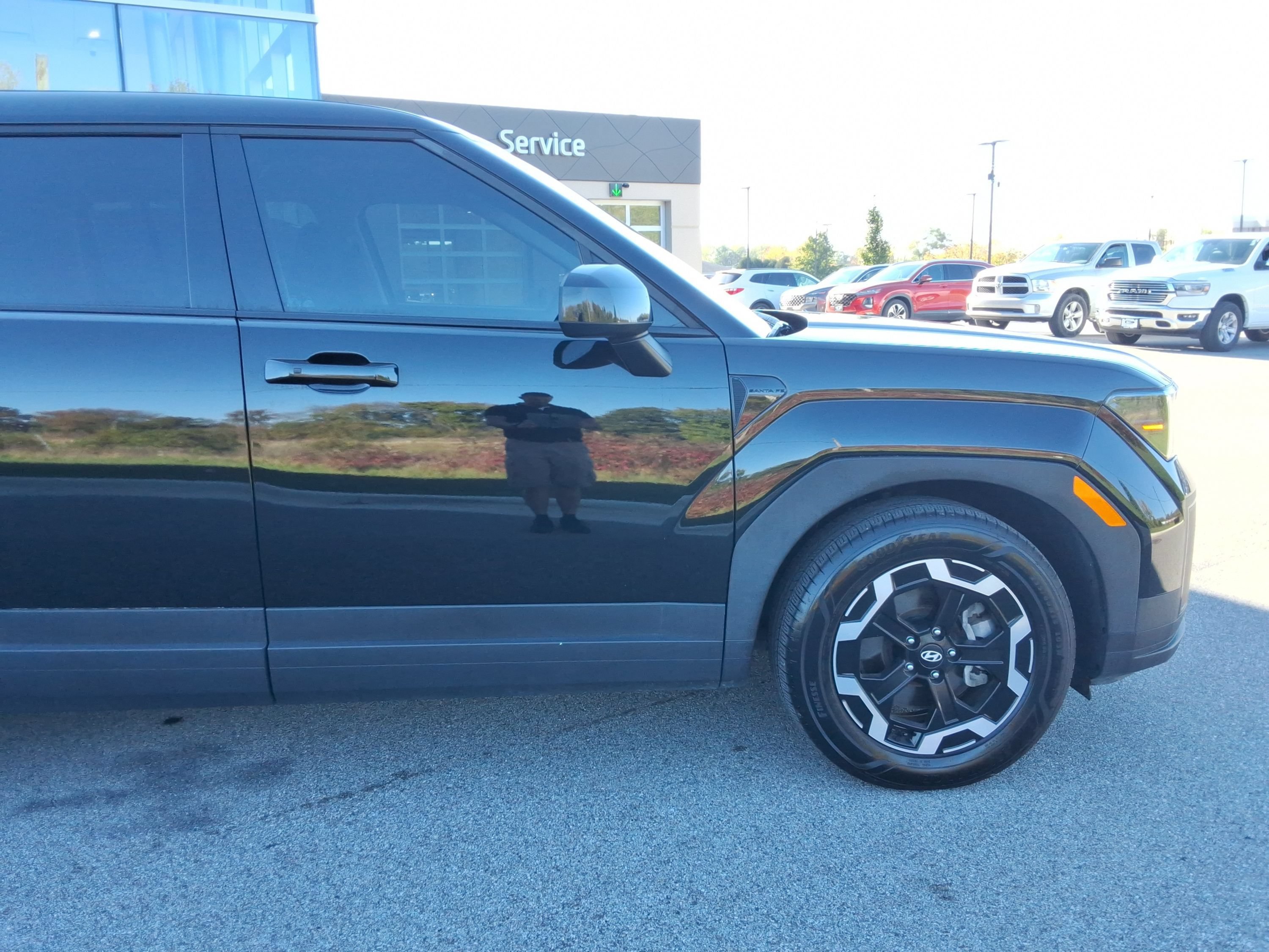 Used 2024 Hyundai Santa Fe SE AWD/4WD image 16