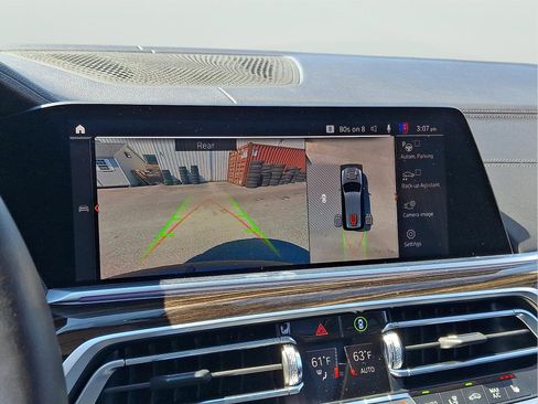 Used 2020 BMW X7 xDrive40i w/ Premium Package AWD/4WD image 8