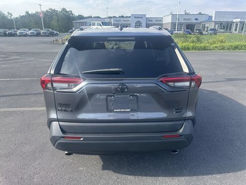Used 2021 Toyota RAV4 XLE w/ Convenience Package AWD/4WD image 7