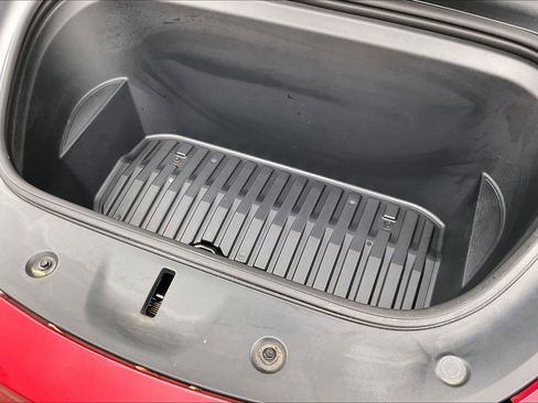 Used 2022 Tesla Model Y Performance image 31