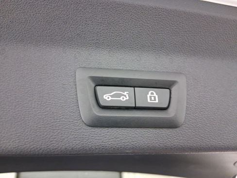 Used 2021 BMW X3 xDrive30i w/ Convenience Package image 18