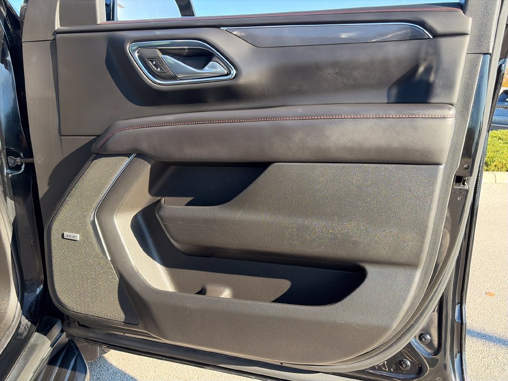 Used 2023 Chevrolet Tahoe RST AWD/4WD image 9