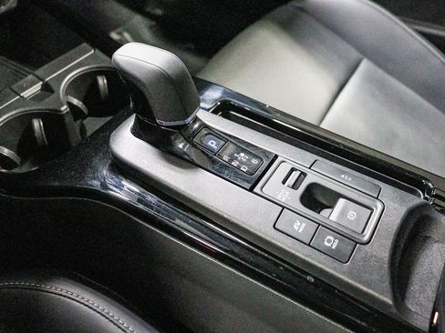 Certified 2023 Toyota Prius XLE FWD image 23