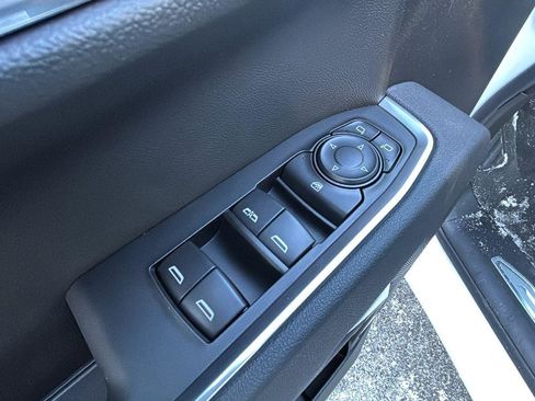 New 2026 GMC Sierra 1500 Elevation image 25