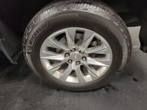 Used 2019 Chevrolet Silverado 1500 LTZ image 11