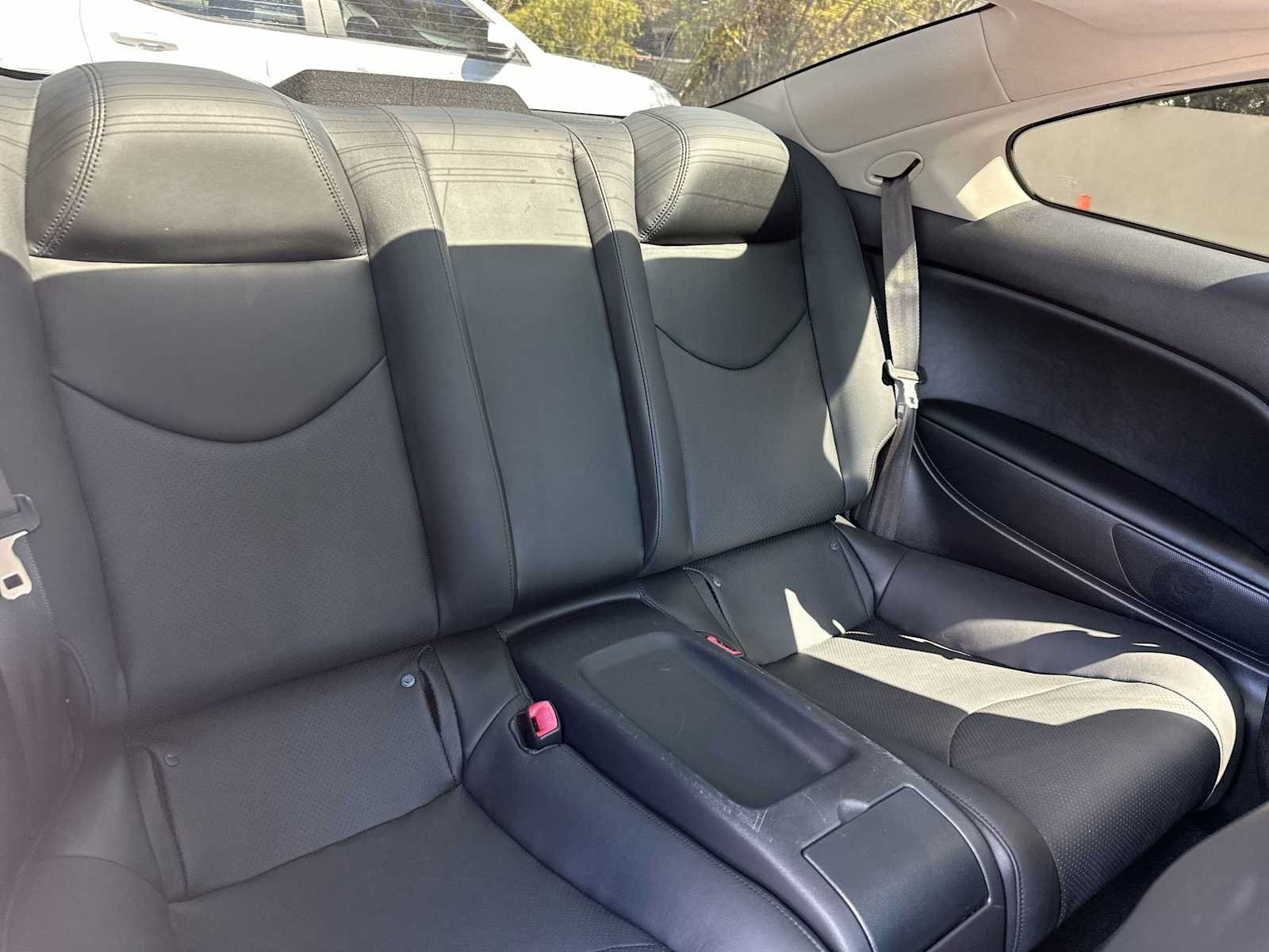 Used 2015 INFINITI Q60 AWD Coupe w/ Premium Package image 19