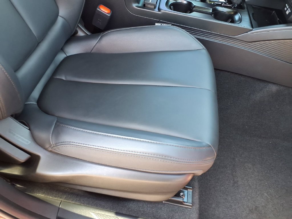 Used 2026 Subaru Outback Premium AWD/4WD image 18