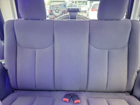 Used 2017 Jeep Wrangler Sport AWD/4WD image 11