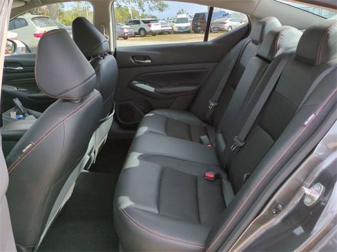 Used 2022 Nissan Altima 2.5 SR image 13